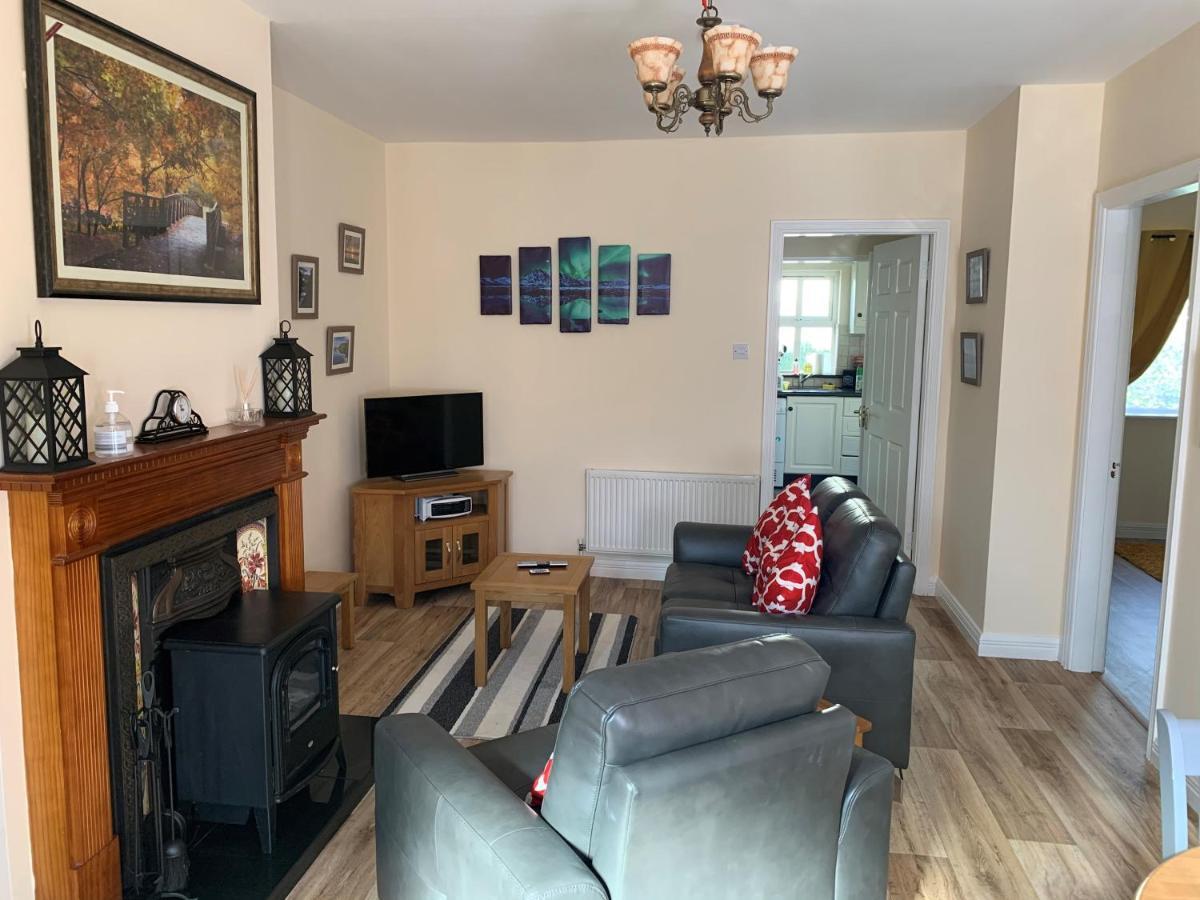 Mayfield House Holiday Home Ballinrobe Buitenkant foto