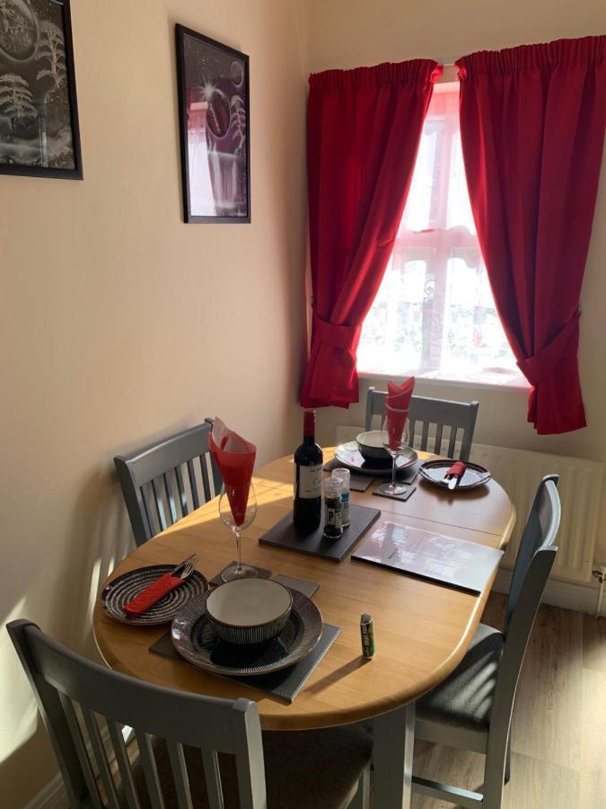 Mayfield House Holiday Home Ballinrobe Buitenkant foto